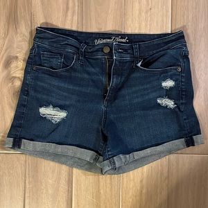 Universal threads dark denim shorts size 8